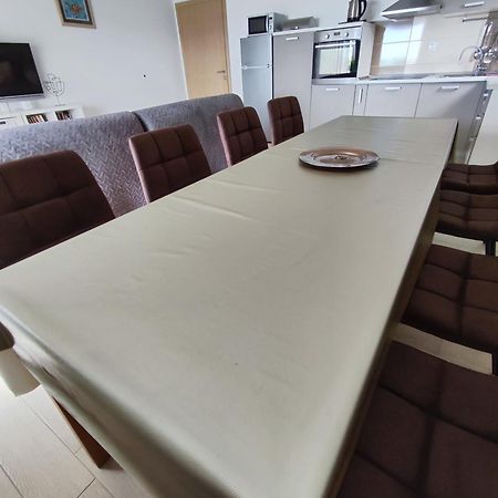 House Natali 70M From The Beach - Free Ev Top Up Ртина Екстериор снимка